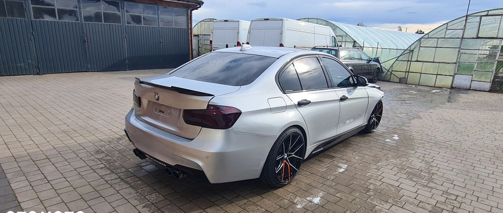BMW Seria 3 cena 31900 przebieg: 110000, rok produkcji 2016 z Tarnogród małe 254